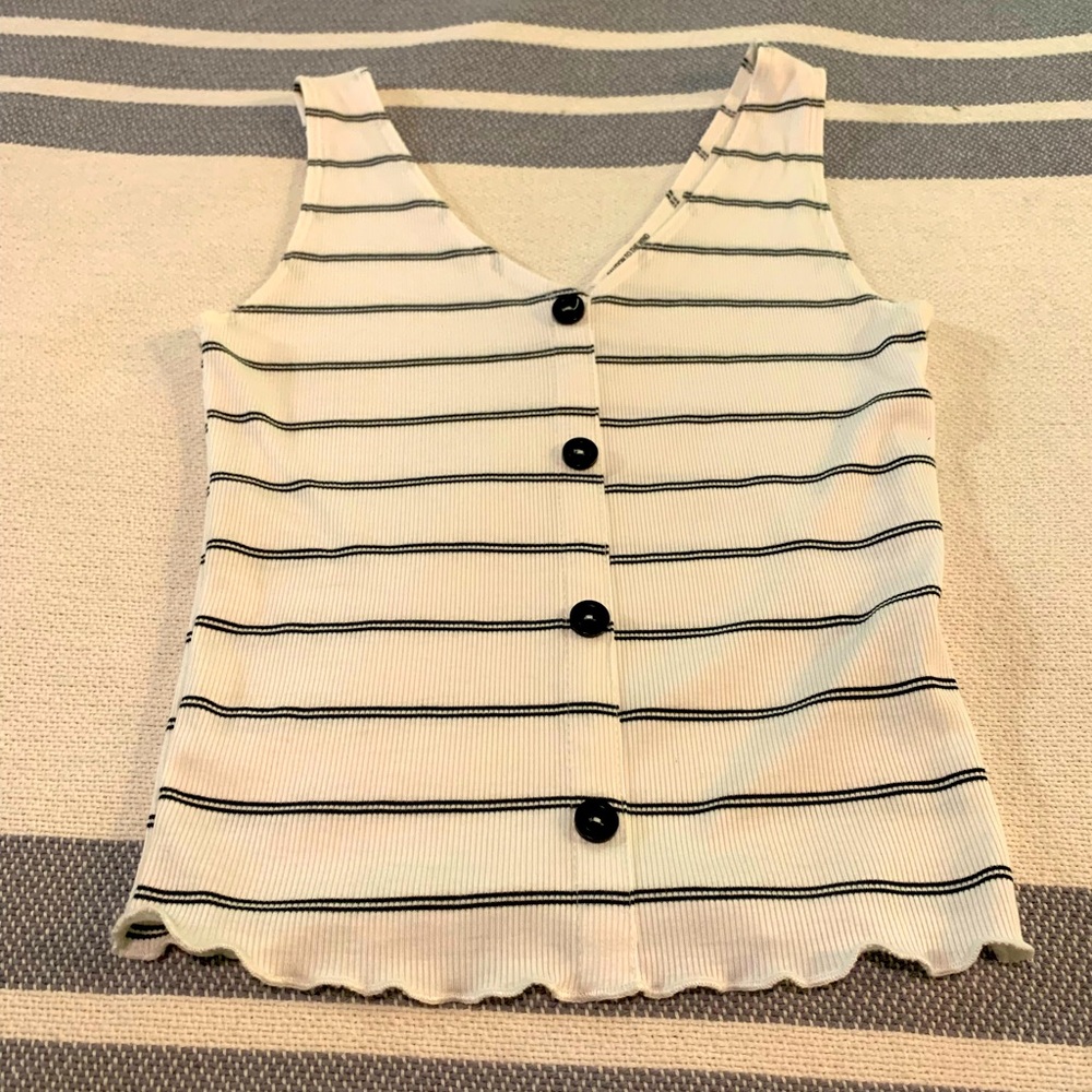 Cute striped crop tank.